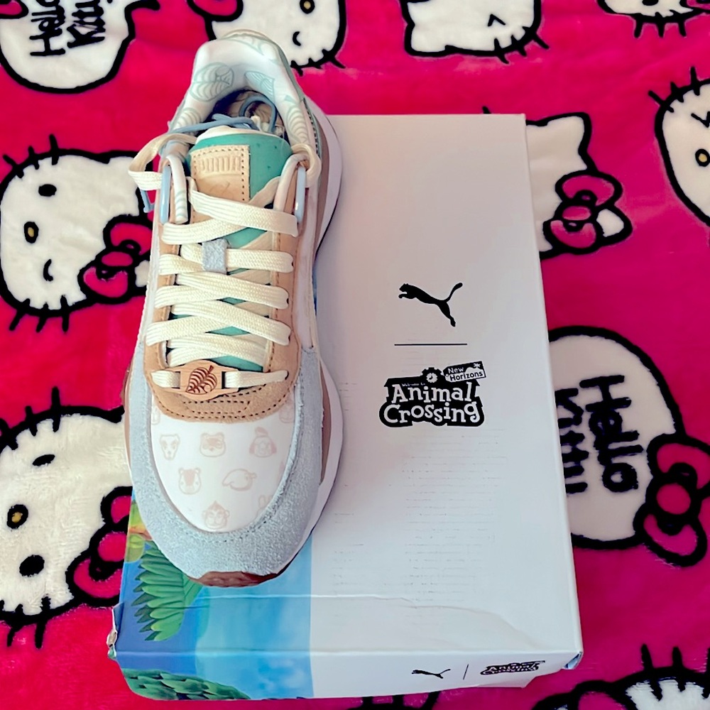 🌴 Limited edition Animal Crossing Puma shoes 🌴